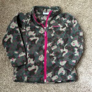 EUC Columbia camo and pink polka dot zip up fleece